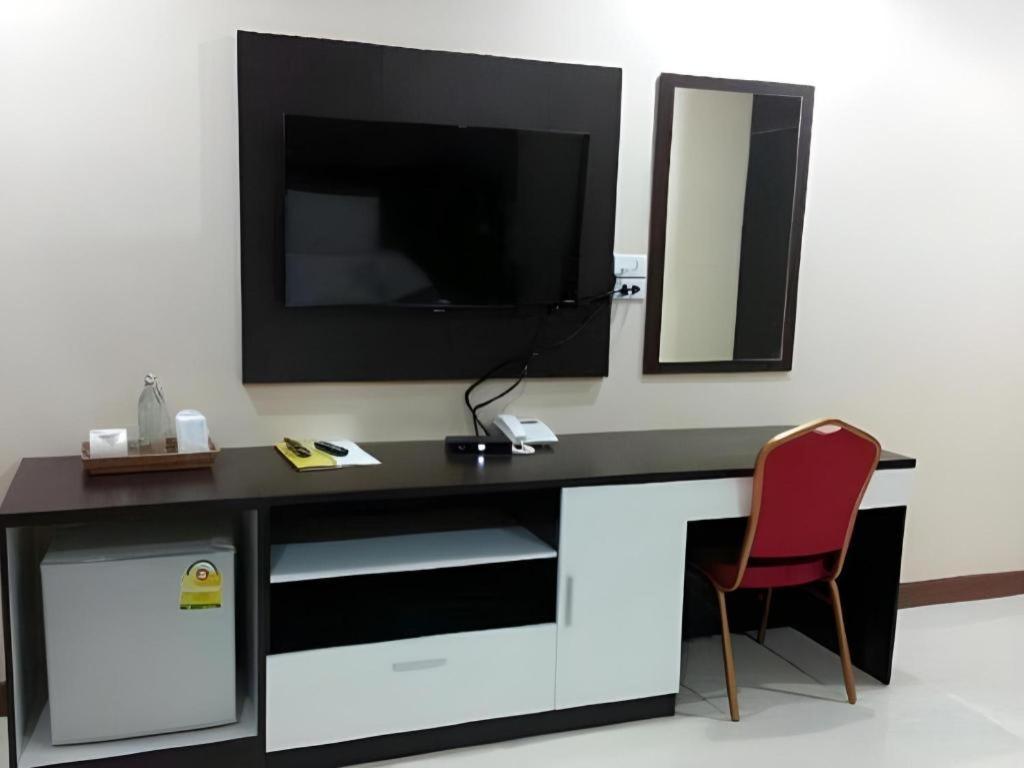 Le Parc Wangnang Hotel Phitsanulok Dış mekan fotoğraf