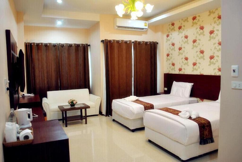 Le Parc Wangnang Hotel Phitsanulok Dış mekan fotoğraf