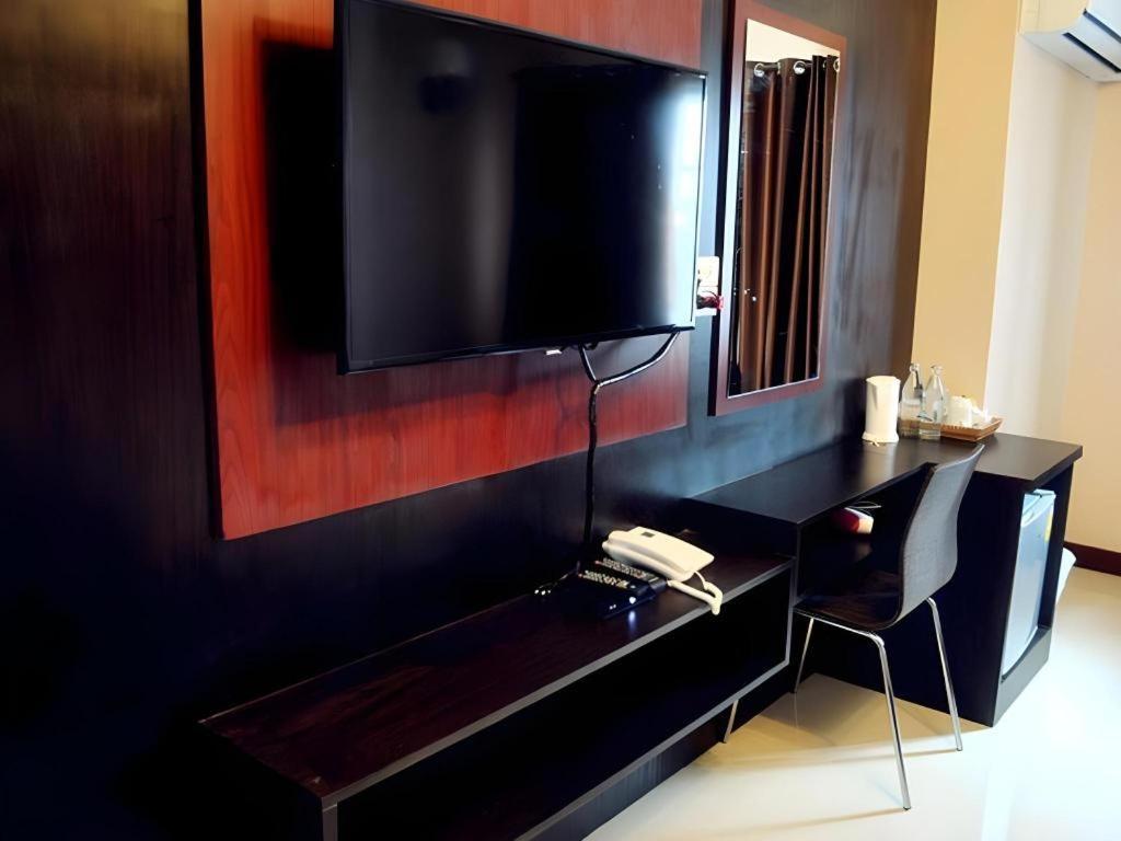 Le Parc Wangnang Hotel Phitsanulok Dış mekan fotoğraf