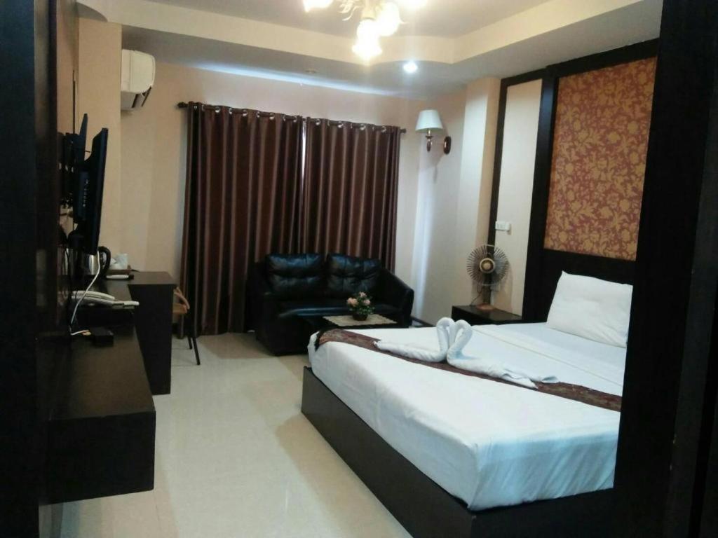 Le Parc Wangnang Hotel Phitsanulok Dış mekan fotoğraf