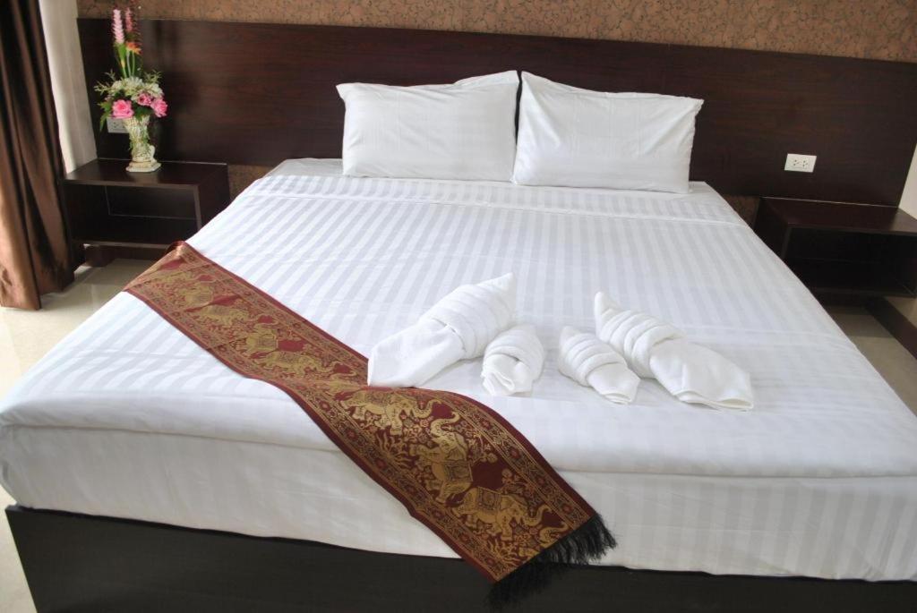 Le Parc Wangnang Hotel Phitsanulok Dış mekan fotoğraf