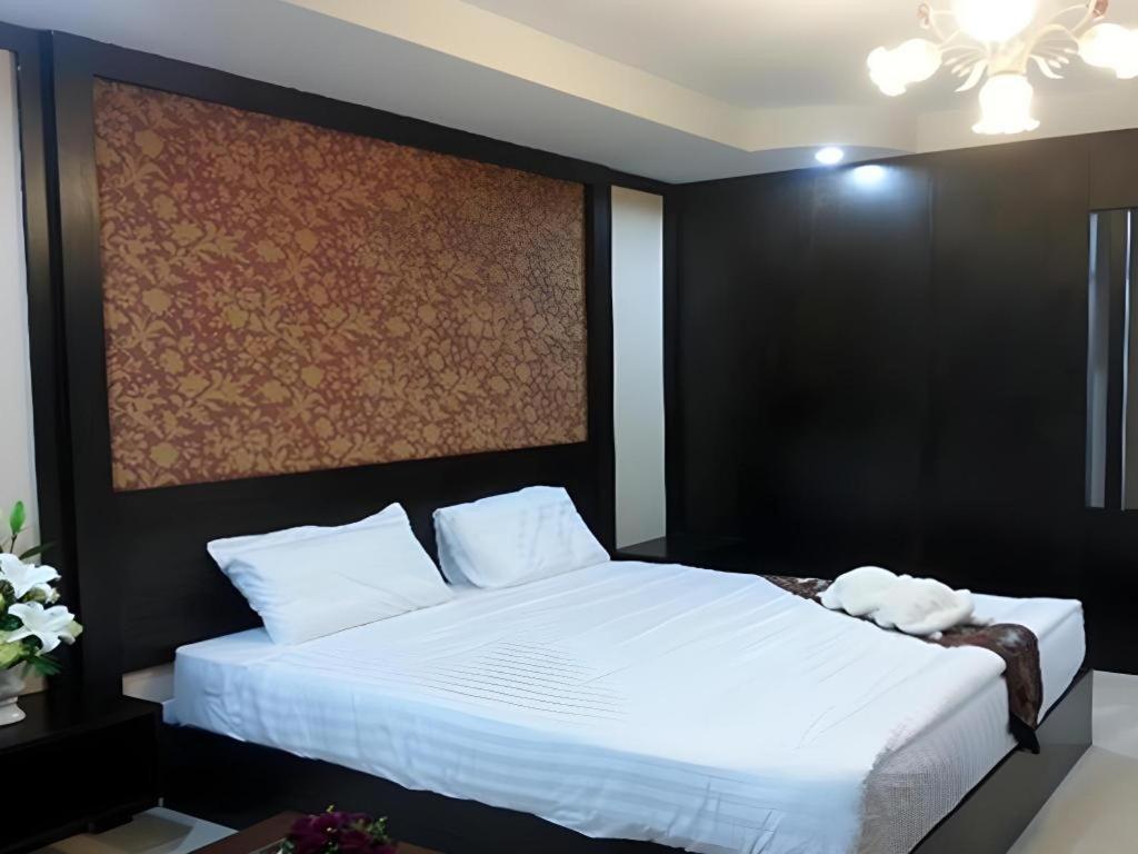 Le Parc Wangnang Hotel Phitsanulok Dış mekan fotoğraf