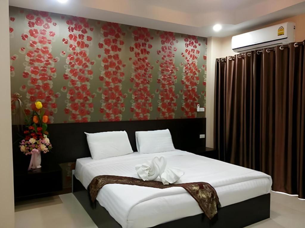 Le Parc Wangnang Hotel Phitsanulok Dış mekan fotoğraf