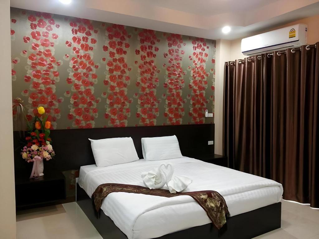 Le Parc Wangnang Hotel Phitsanulok Dış mekan fotoğraf